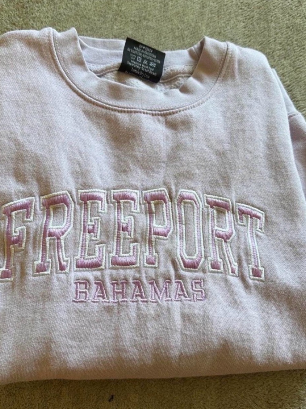 Freeport Bahamas Crewneck Sweatshirt - Light Pink